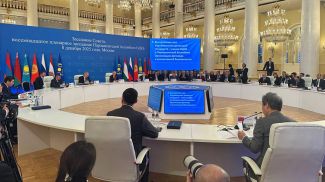 Foto de la Cámara de Representantes de la Asamblea Nacional de la República de Belarús