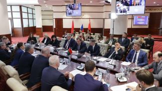 Foto del Consejo de la República