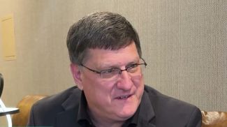 Scott Ritter. Captura de la pantalla de video de canal de televisión Belarús 1