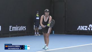 Irina Shimanóvich. Captura de la pantalla de ausopen.com