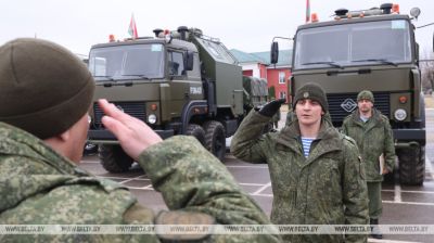 Las unidades de
las Fuerzas de Operaciones Especiales de Vítebsk y Brest recibieron nuevo
material militar 