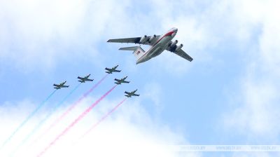 Entrenamiento del desfile aéreo para el Día de la Independencia 