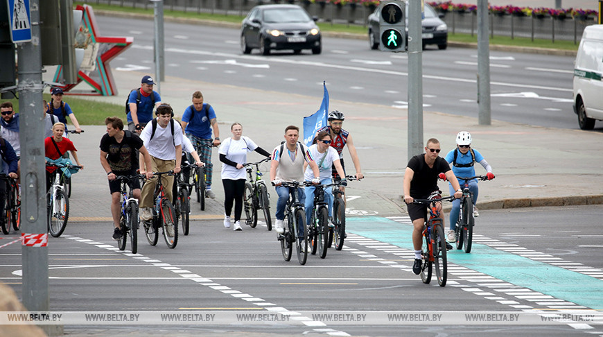 Se celebró en Minsk una carrera ciclista dedicada al 80º aniversario de la liberación de Belarús 
