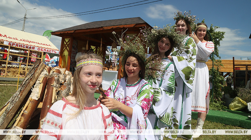 La fiesta de Kupalie en Aleksandría 