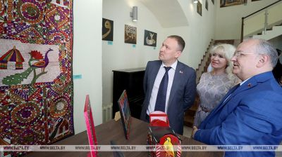 Inaugurada en “Slavianski Bazar en Vítebsk” una exposición sobre la diversidad cultural de Pakistán 