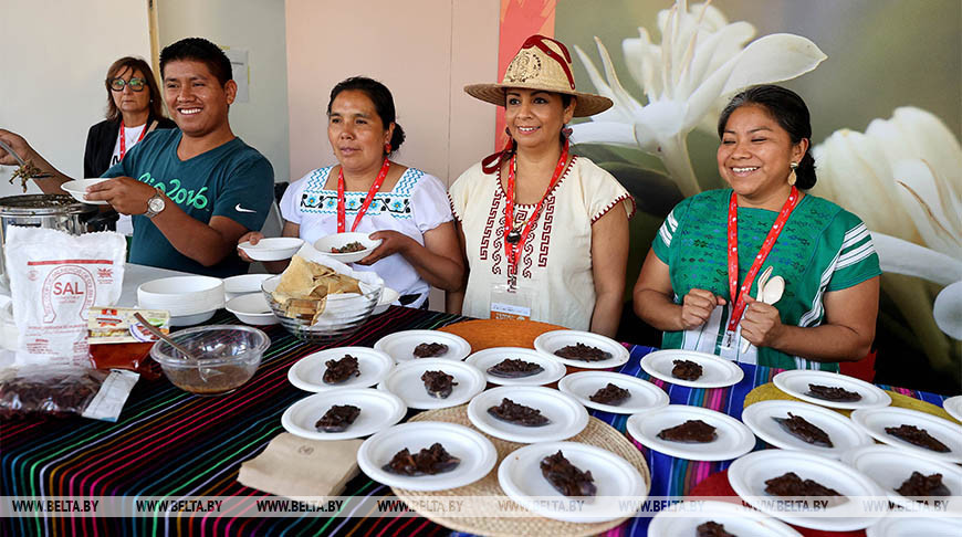 El festival gastronómico Terra Madre presenta los productos de agricultores de más de 100 países 