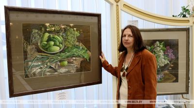 Exposición personal de Larisa Zhuravóvich en el Palacio de la Independencia 