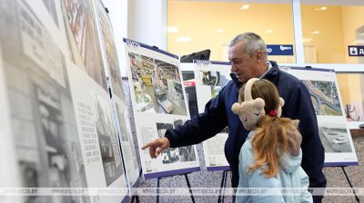 La exposición de BelTA “Belarús. Despegue” se presentó en
Molodechno 