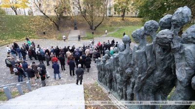 La capital honra la memoria de los prisioneros del Gueto de
Minsk 