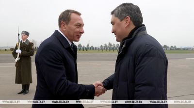 El primer ministro kazajo llegó a Minsk en visita de trabajo 