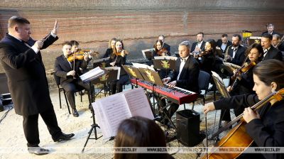 Los virtuosos de la Orquesta Presidencial
actuaron en el Centro de Espeleoterapia de Soligorsk 