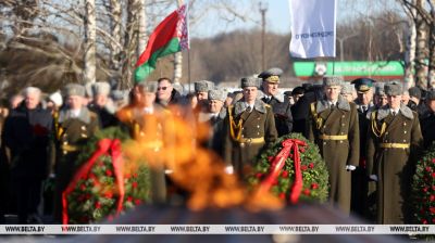 Grodno conmemoró la
memoria de los participantes de la Gran Guerra Patria en vísperas del Día del
Defensor de la Patria 