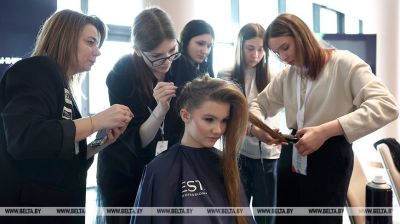 El foro de jóvenes
estilistas en Minsk 