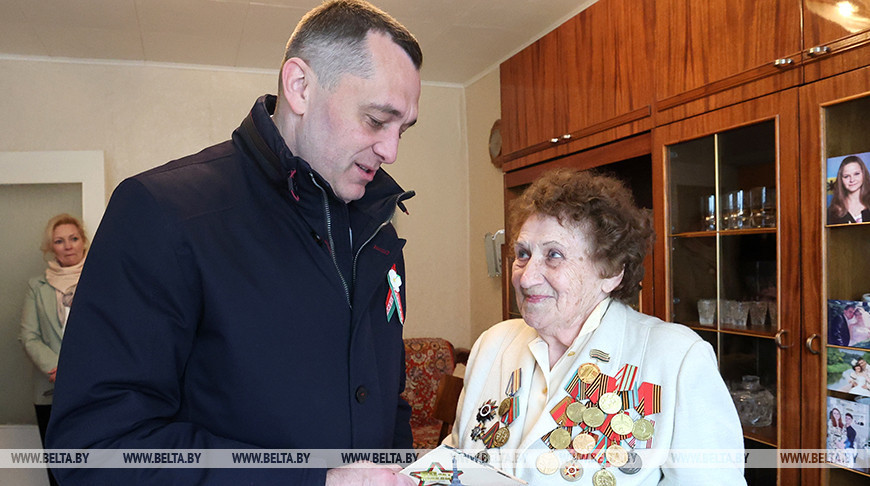 Vítebsk felicita a los veteranos 