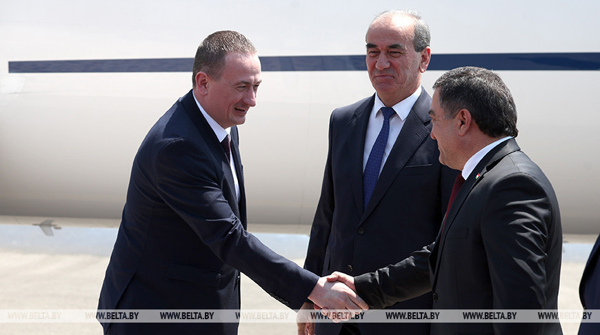 Turchín arribó a Dusambé 