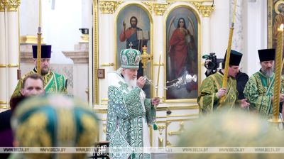 El Patriarca Kirill dirigió un servicio divino en la Catedral del Espíritu Santo de Minsk
