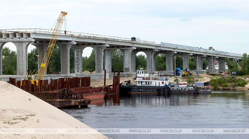 La reconstrucción del puente sobre el Prípiat en Mózyr se acerca a su fin 