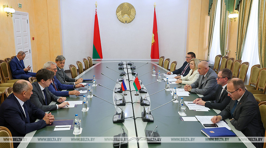 La entrevista con la delegación de la provincia de Nizhni Nóvgorod en el Comité Ejecutivo de la provincia de Grodno