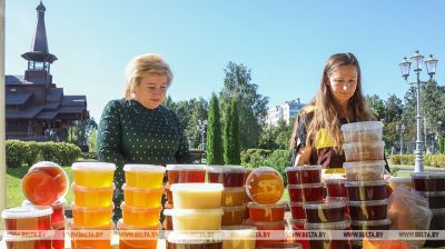  Fiesta de la Miel en Minsk  