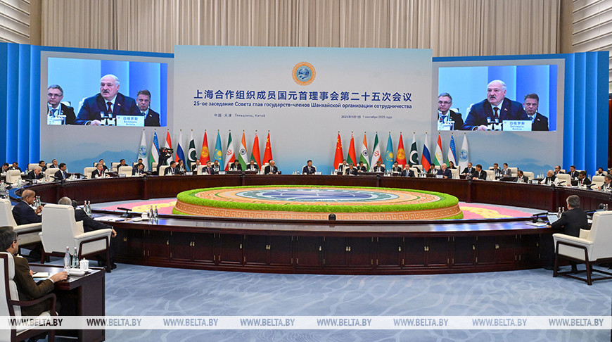 Lukashenko participa en la cumbre de la OCS en Tianjin 