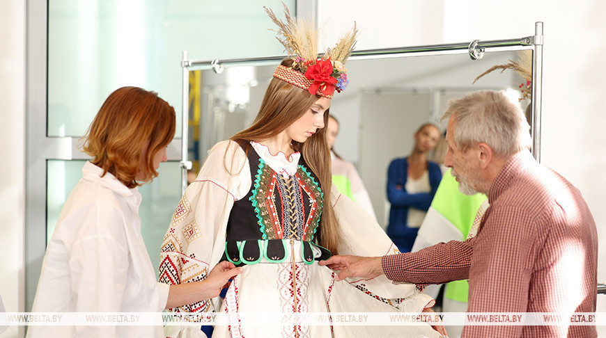 Los preparativos para la final del concurso Miss Belarús 