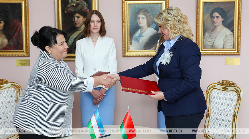 Las Uniones de Mujeres de Belarús y Uzbekistán firmaron un memorando de entendimiento 