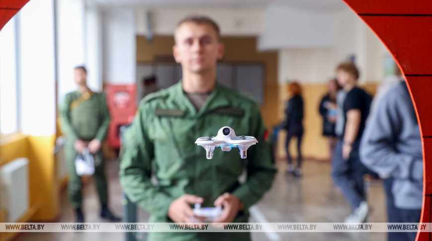 En la Universidad Estatal de Transporte de Gómel se ha iniciado la formación de operadores de drones