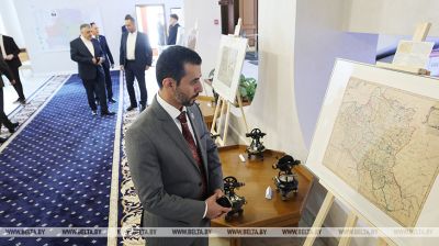 Se presentó la exposición de mapas geográficos en el Ministerio de Asuntos Exteriores