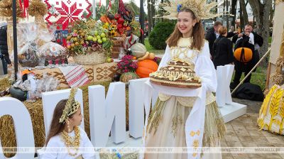 Se celebró la fiesta regional Dazhynki en Zaslavl