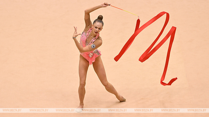 La gimnasta Anastasía Salos finaliza su carrera deportiva