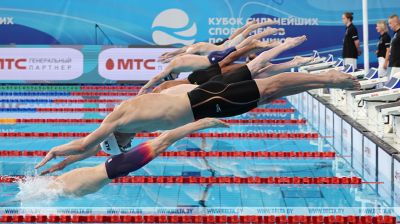 Minsk acoge la Copa de los Atletas Más Fuertes de Natación