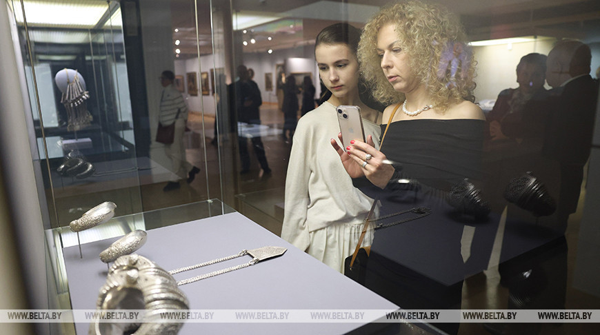 Una exposición de joyas
omaníes en el Museo de Bellas Artes de Minsk 