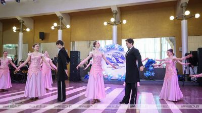 El baile de gala "Sinfonía de aciano" tuvo lugar en Grodno
 