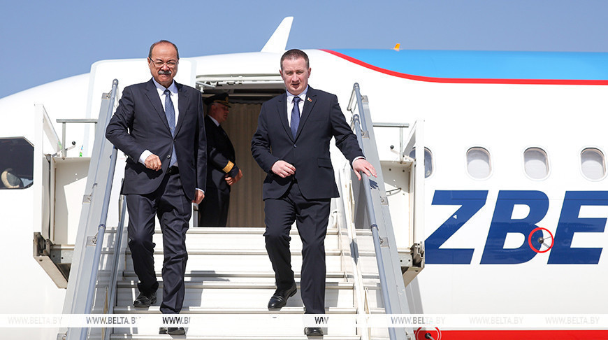 Los premieres belaruso y uzbeko continúan el trabajo conjunto en Termez 