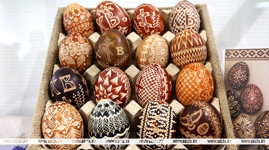  Una colección de písankas en la exposición "Motivos de Pascua" en Minsk
 