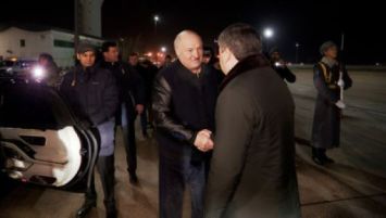 Lukashenko arribó a Kazajistán a una cumbre de la OTSC