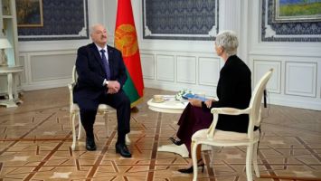 Lukashenko concedió una entrevista a la cadena de televisión Al Arabiya