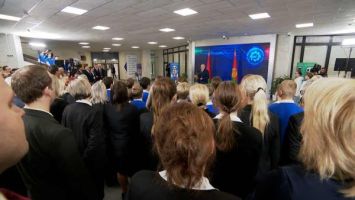 Lukashenko inauguró en Minsk el Centro de Creación Técnica de Niños y Jóvenes