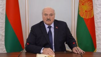 
 Lukashenko: No hay desarrollo sin paz sostenible y
resolución de las contradicciones mundiales 