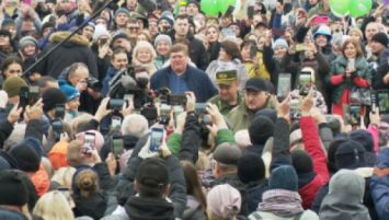 Lukashenko visitó el campeonato de leñadores entre periodistas