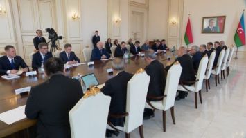 
Lukashenko sobre las relaciones entre Belarús y Azerbaiyán: No tenemos temas tabú