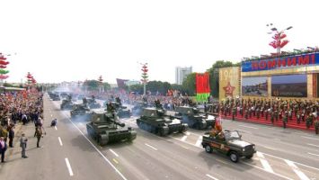 
 Finalizado el desfile militar en Minsk 