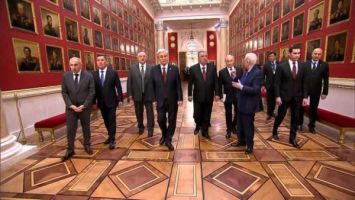 La visita de trabajo de Lukashenko a Rusia continuó con una reunión informal de los líderes de la CEI