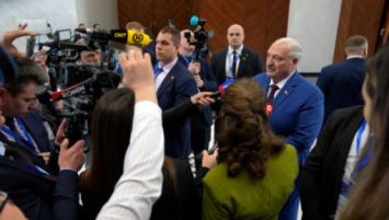 Lukashenko cree que el conflicto en Ucrania está cerca de terminar