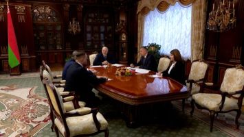 Lukashenko explicó la importancia de la cooperación con Zimbabue