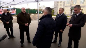 Lukashenko señaló las condiciones para el apoyo a empresas: Si es rentable para el país, ayudaremos