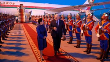 
 Lukashenko arribó a Ulán Bator 