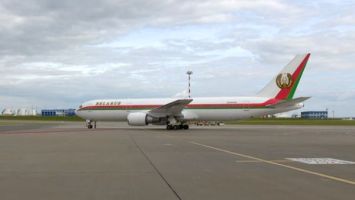 
 Lukashenko partió en visita de Estado a
Azerbaiyán 