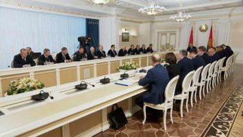 
 Lo principal de la reunión de Lukashenko con el Consejo de Ministros: Ferrocarriles, cursos de máster, alimentación escolar y apoyo a la juventud
 