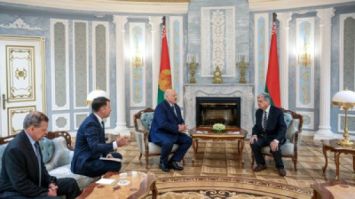 Las conversaciones de Lukashenko con el enviado especial de EEUU Coale continuaron el sábado